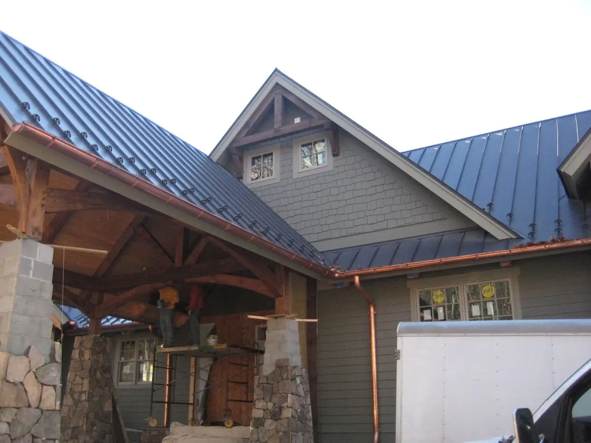 Craftsman Roofing team delivering quality roofing work in Cutler